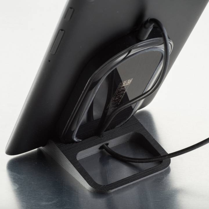 Wireless Changing Stand image