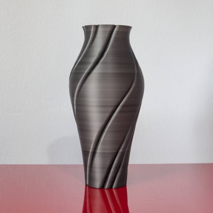 Spin Vase image