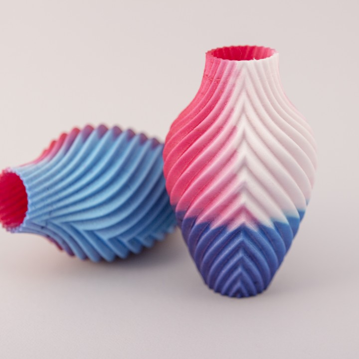 Chromatic Vase image