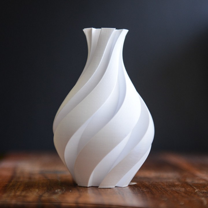 Groover Vase image