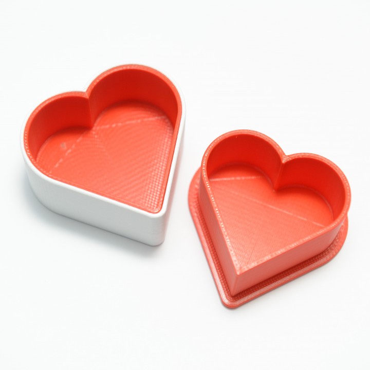 Custom Heart Box (Free!) image