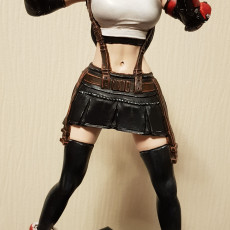 Picture of print of Tifa Lockhart - Combat Stance - Final Fantasy 7 Remake - 32cm model*