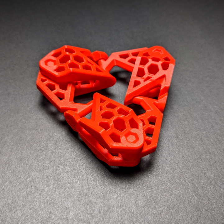 Evolved Kaleidocycle - much easier print! image