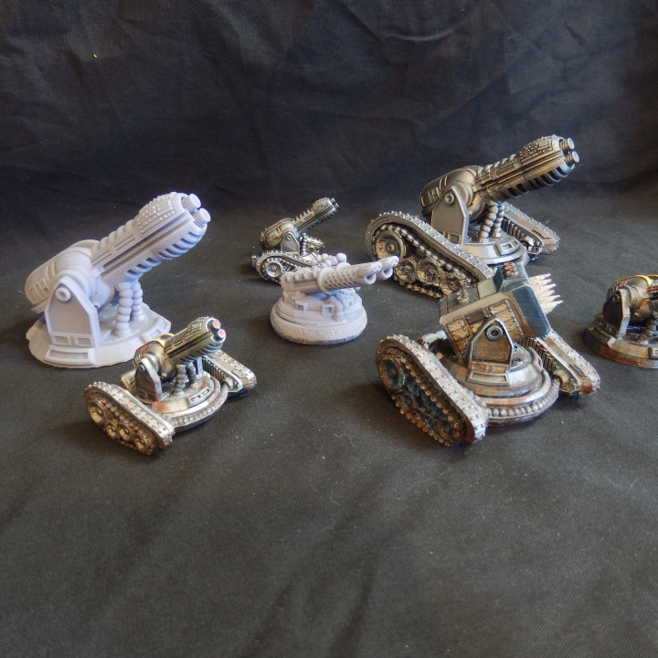 Defence turrets/cannons with optional caterpillar tracks (Sci Fi Miniatures) image