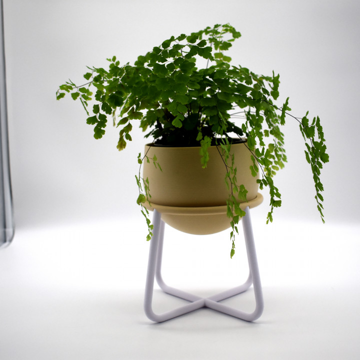 Iso-Pot Indoor Planter and Stand image