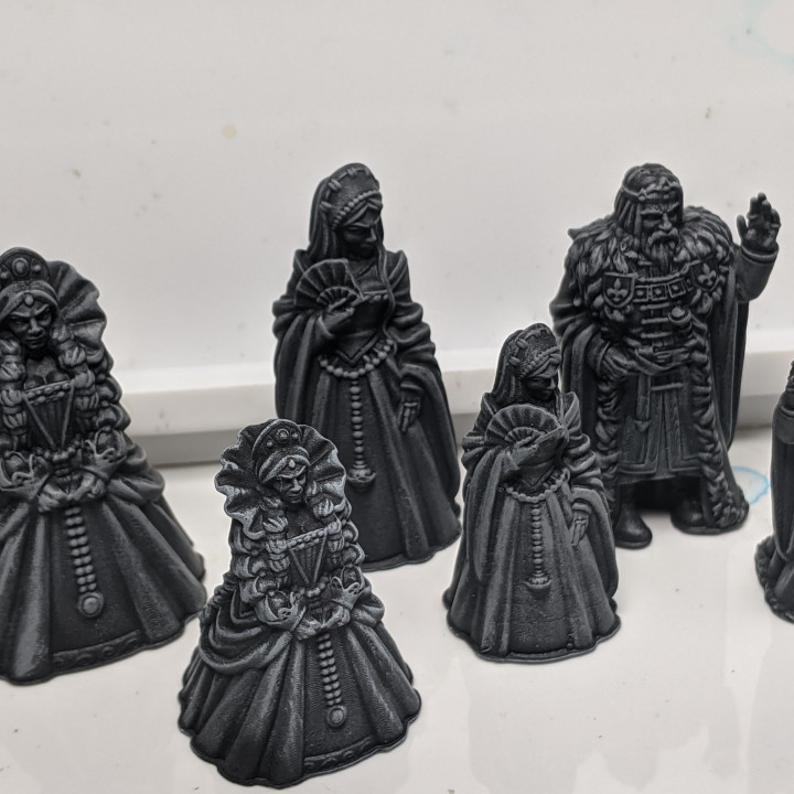 3D Printable The Queen by Vae Victis Miniatures