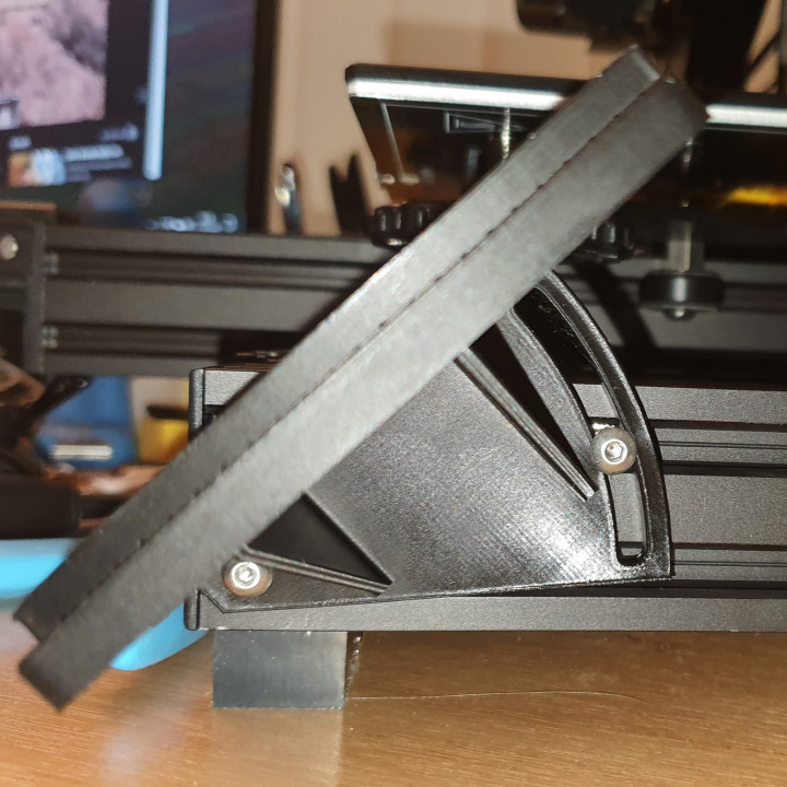 3D Printable Ender 3 v2 Adjustable Screen Mount by Jeff