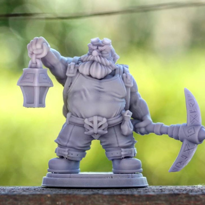 Rufus Breakrock [PRE-SUPPORTED] Dwarf Miner image