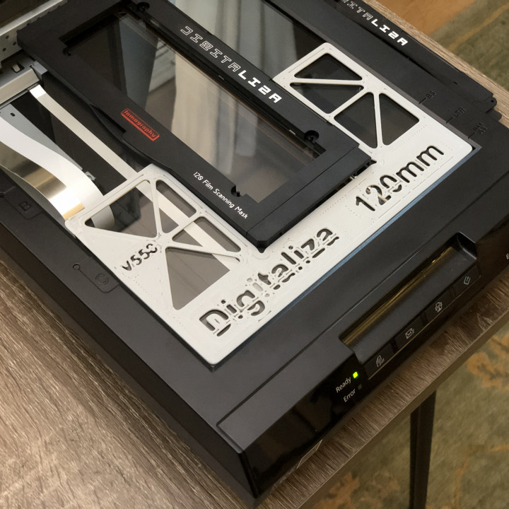Adapter for Digitaliza Film Holder to Epson v500/v550/v600 Scanners image