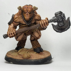 Picture of print of Minotaur with double handed axes (pre supported)