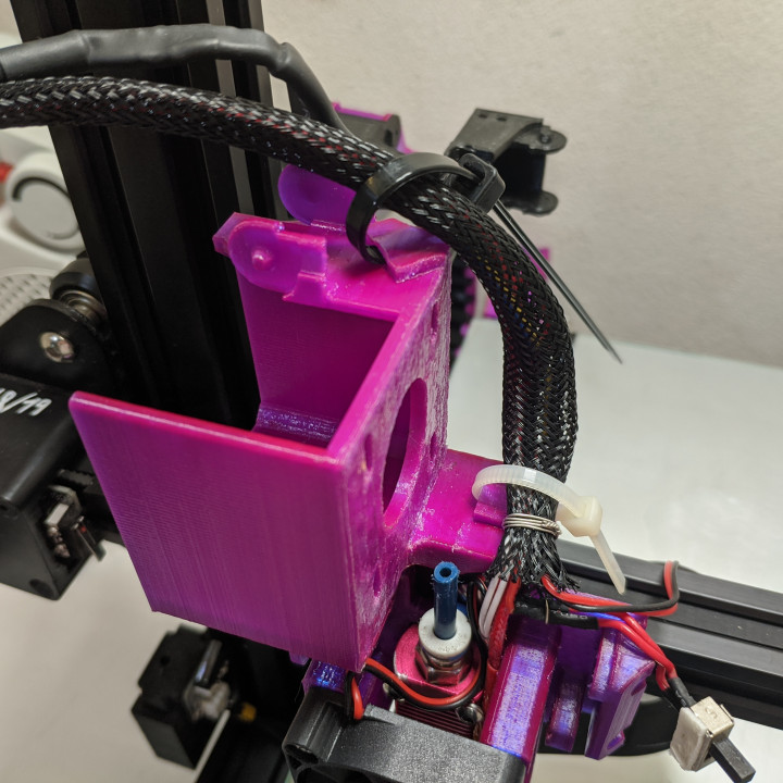 Creality ender 3 / cr-10 direct drive with cable chain Smooth Fang image
