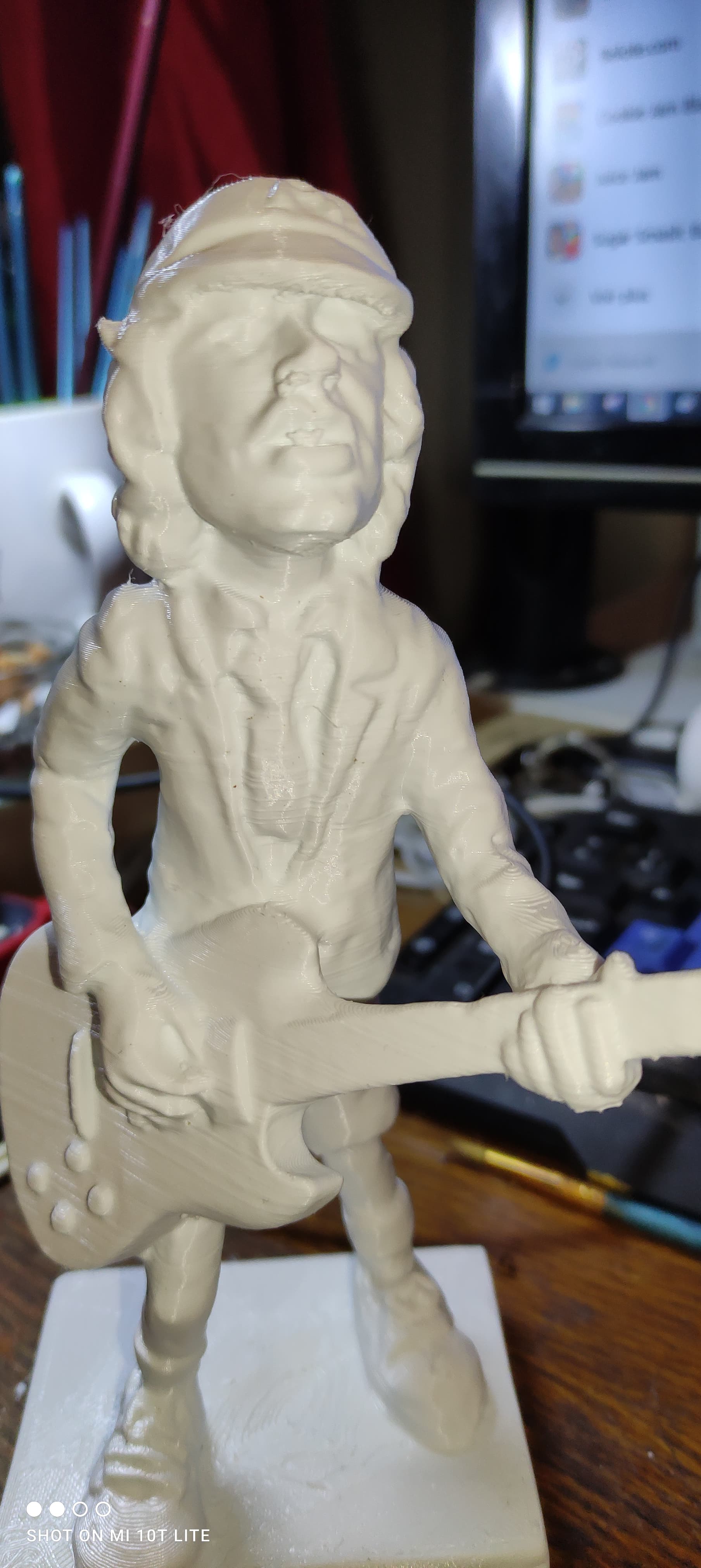 Impression 3D de Angus Young - ACDC inspired Figure par lefebvre1508