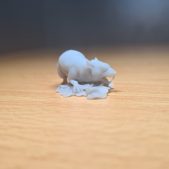 Maks the Giant Rat - Tabletop Miniature image