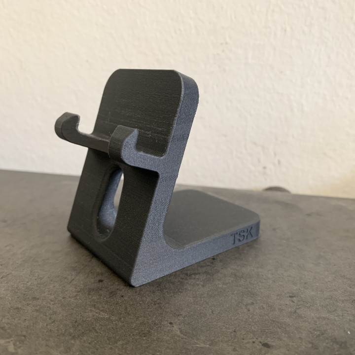 3D Printable Phone Stand by Marco Tasca
