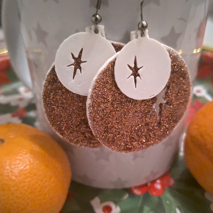 Christmas round earrings image