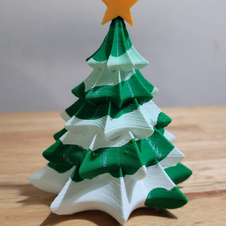 3d-printable-spiral-christmas-tree-for-dual-extruder-printers-by-phil-nolan