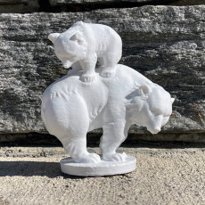 Picture of print of Mama bear with cub fountain