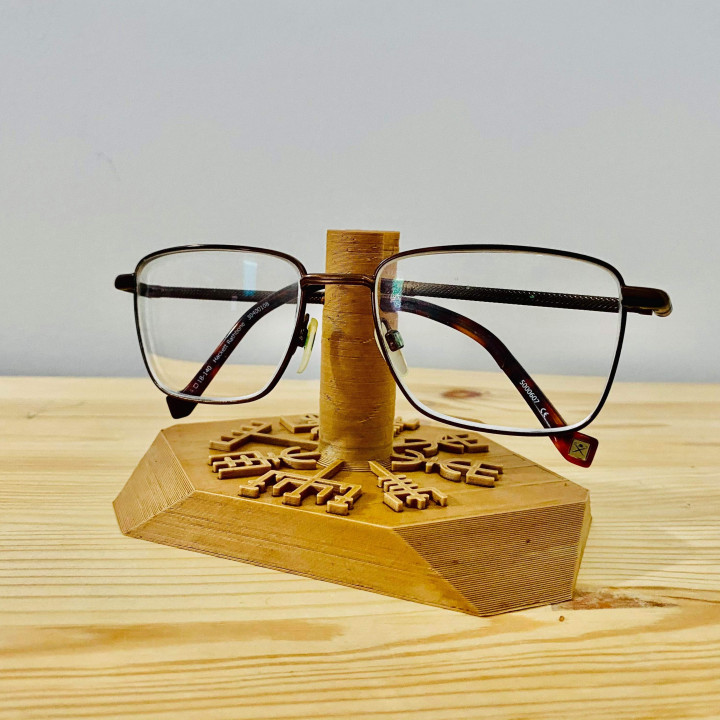Stand Glasses Vegvisir