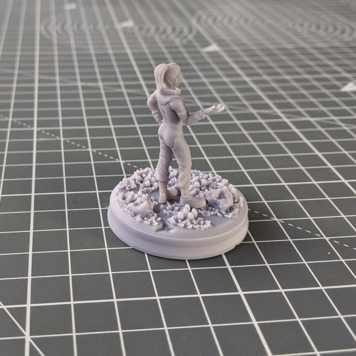 Alien Planet Bases - 17 miniatures - Space Pioneers Collection image
