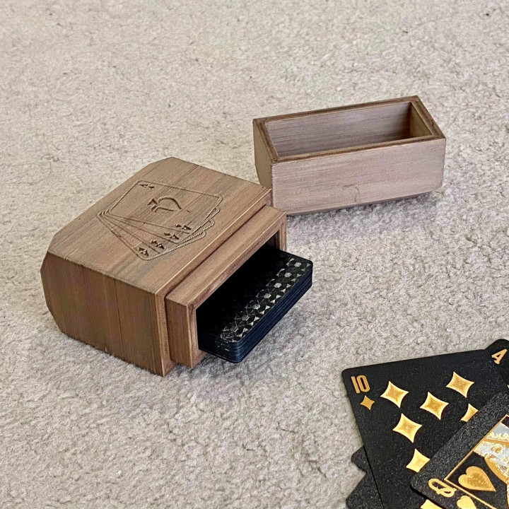 3D Printable Playing Card Wooden Box (Support Free) by Lazy Bear