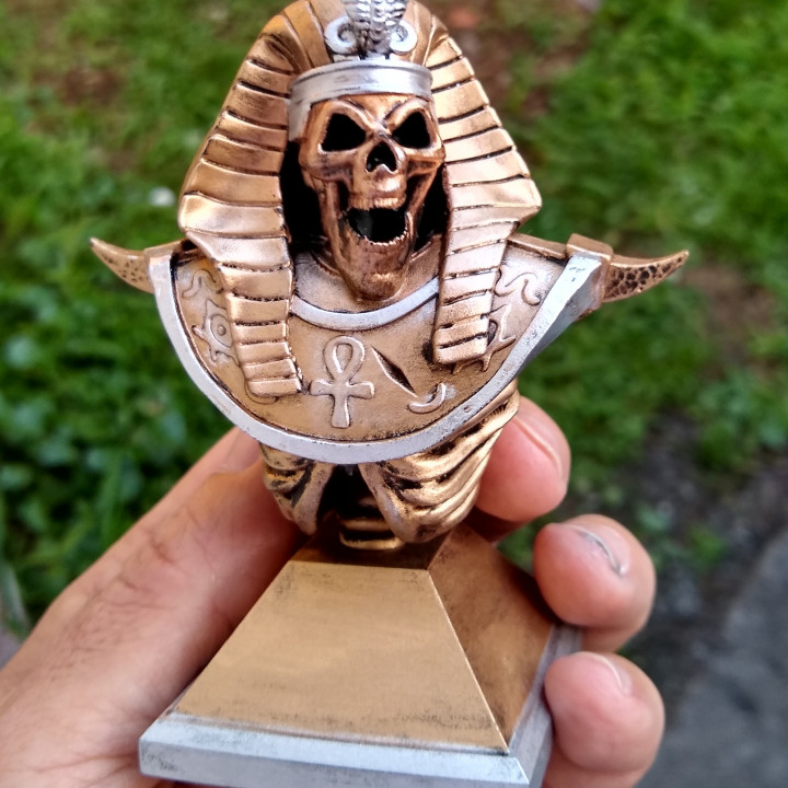 Bismuth Crystal Skeleton Pharaoh deals Figurine