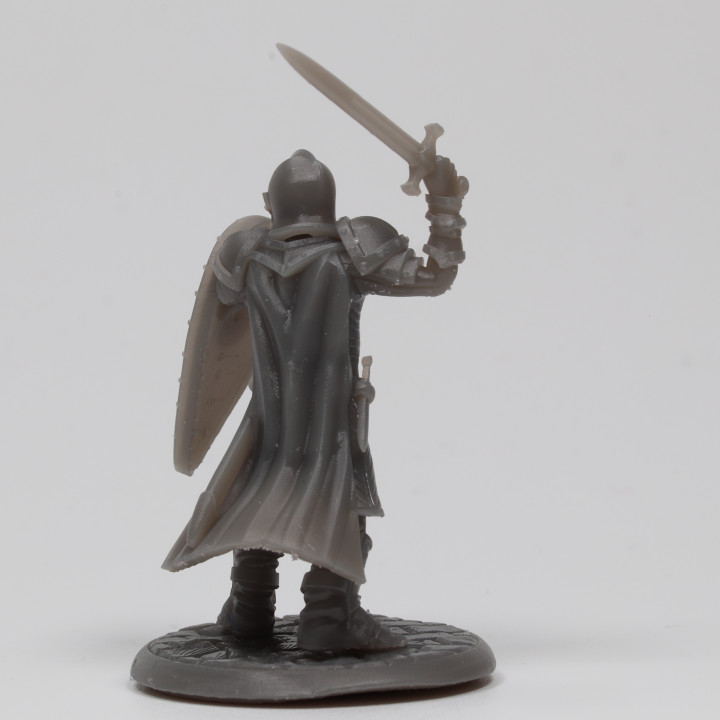 3d Printable City Guard - Sword And Shield - Attacking By Runeforge Studios