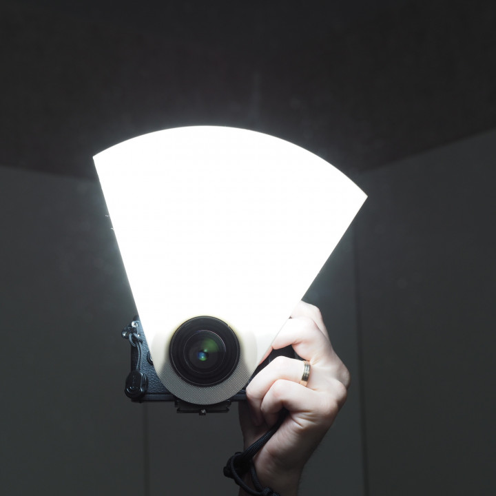 3D Printable Olympus 60mm Macro Lens Diffuser by Роман Леукин