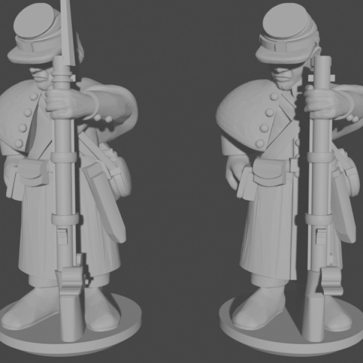 10-15mm American Civil War Infantry in Greatcoats Loading Pose 2 UA-43 image
