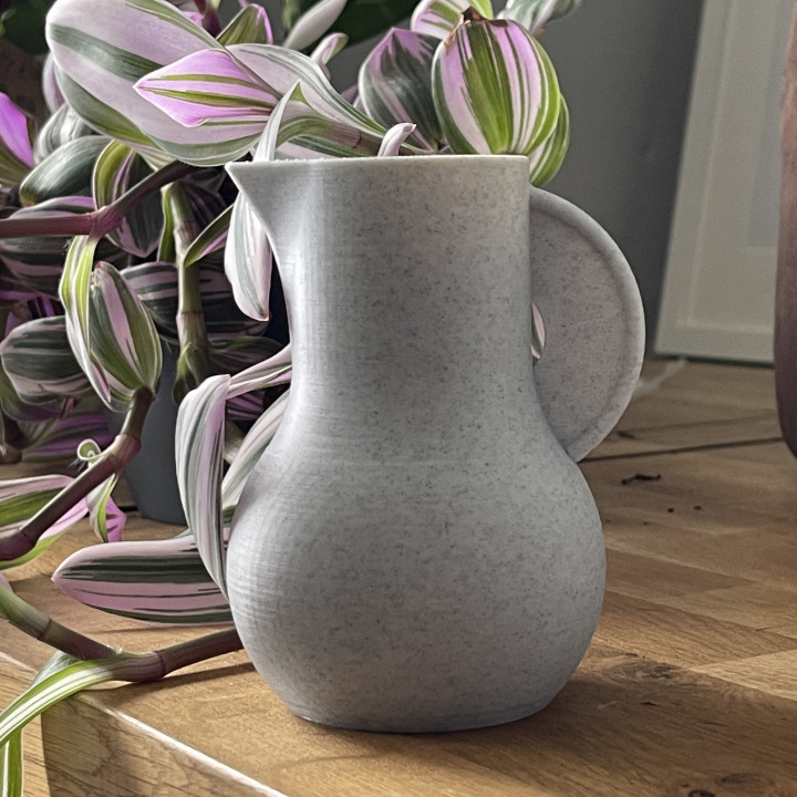 Small watering jug image