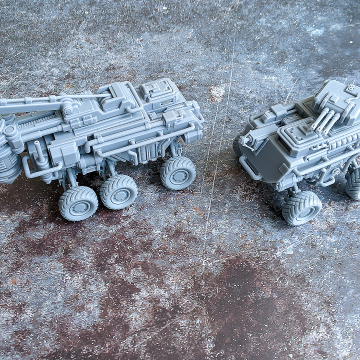 Well Runners x2 - Armoured Vehicles - Dimozian Sands Collection image