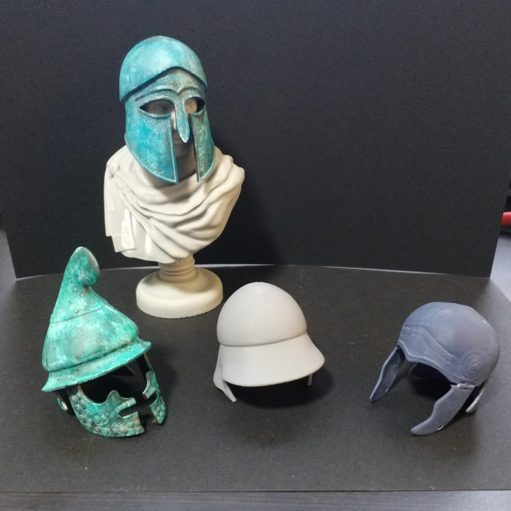 3D Print of Phrygian helmet with a figure by Voytek