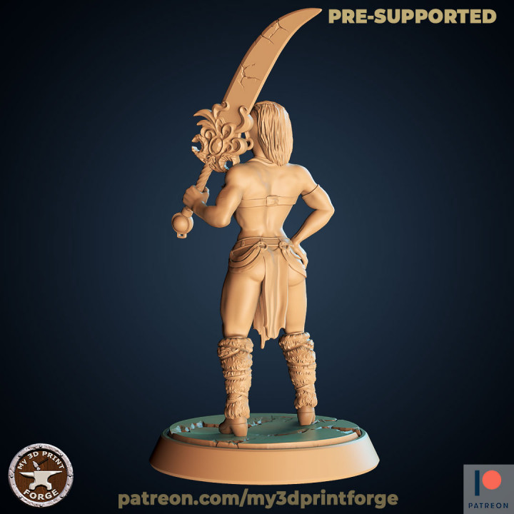 Female Barbarian 32mm and 75mm image