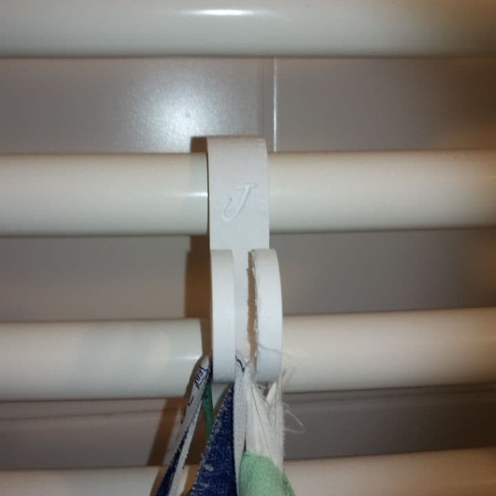 radiator hook bunny for 2 towels "J" image