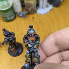 Picture of print of COLONIAL SPACE GUARD XB GN 3V A