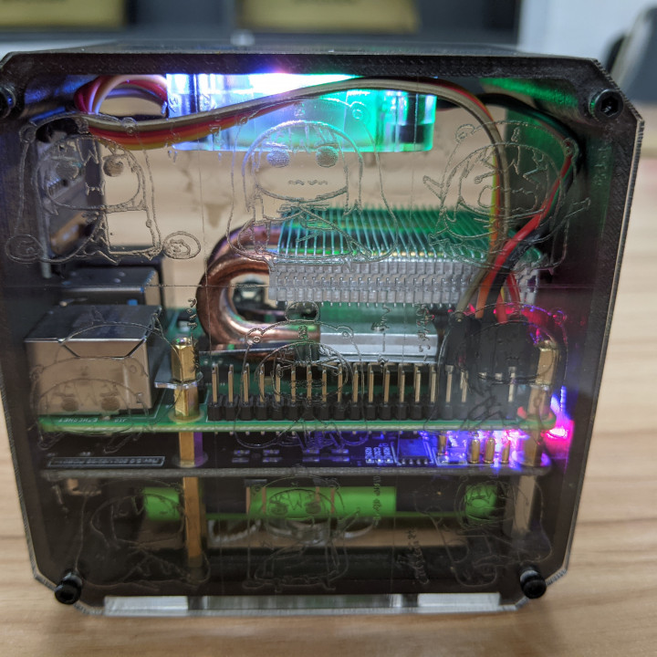 Raspberry pi 4B desktop case with ups image