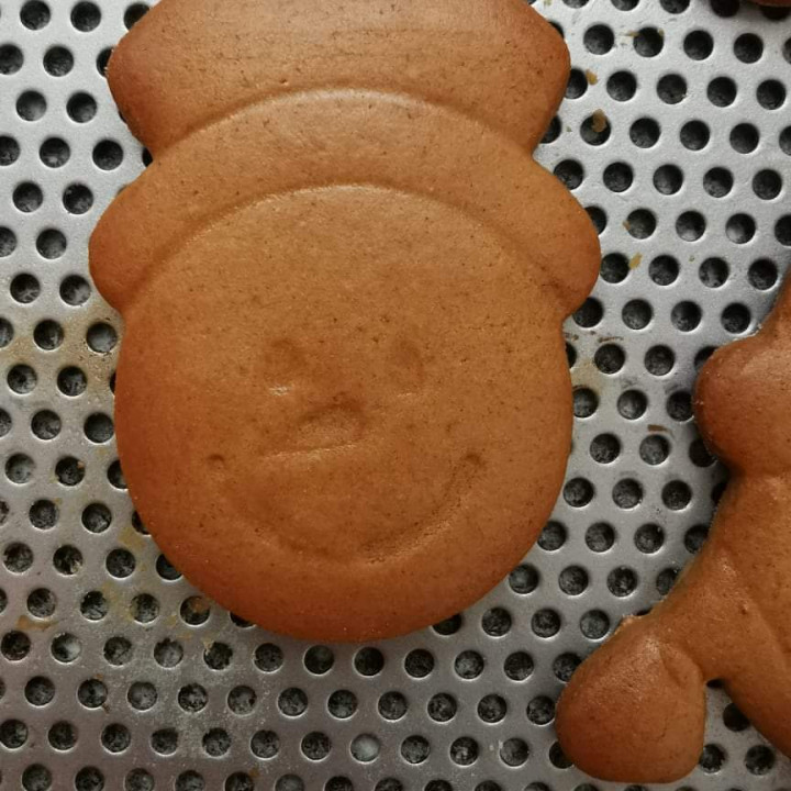 snowman cookie cutter image