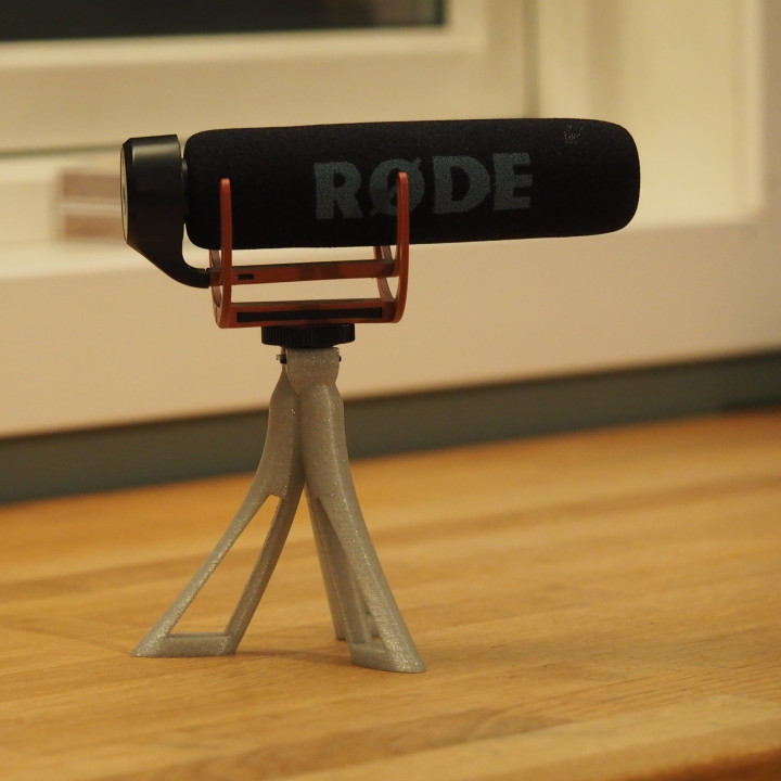 Røde microphone stand image