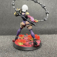 Picture of print of Poison (Sword-Whip Wielder) 32mm - DnD
