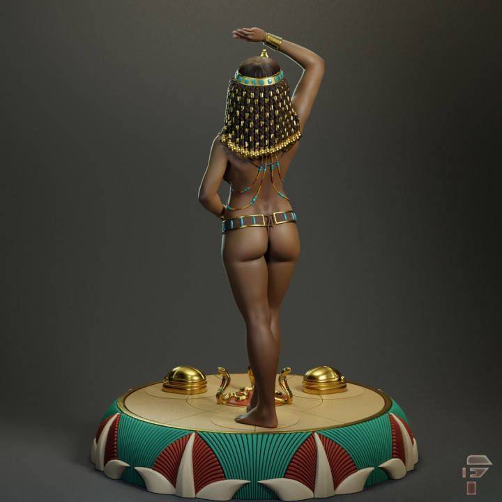 Egyptian Dancer: Shade Pose image