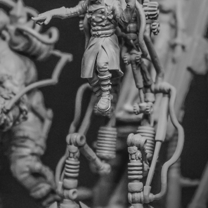 みき　ミニチュアリメイクオーダー　学ラン 3D Printable Master Dario, Grigor, and Nenia - Frankenstein's Lab