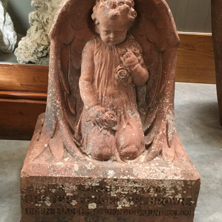 Kneeling Angel memorial image