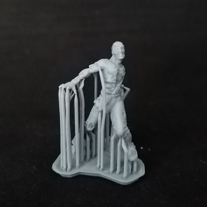 Zombies (Set of 6 x 32mm scale presupported miniatures image