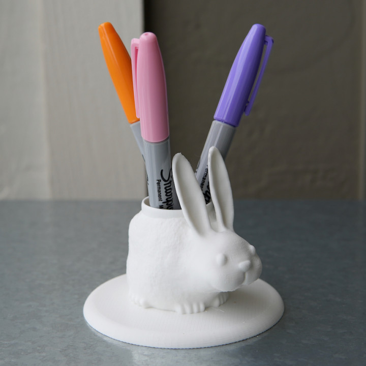 3D printed rainbow buy bunny pen holder