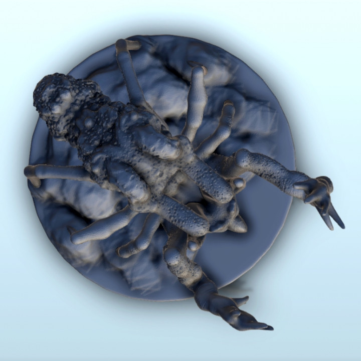 Alien spider on ground 7 - Sci-Fi Science-Fiction 40k 30k image