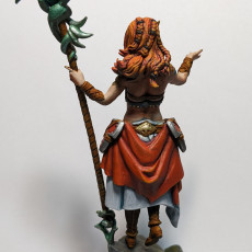 Picture of print of Nala the Dragon Lordess 75 mm and 32 mm pre-supported