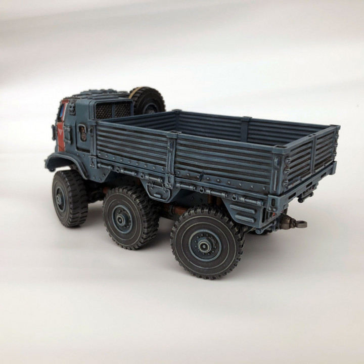 Auroch Medium Logistics Vehicle