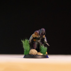 Picture of print of Sneaking Bandit - Tabletop Miniature (Pre-Supported)