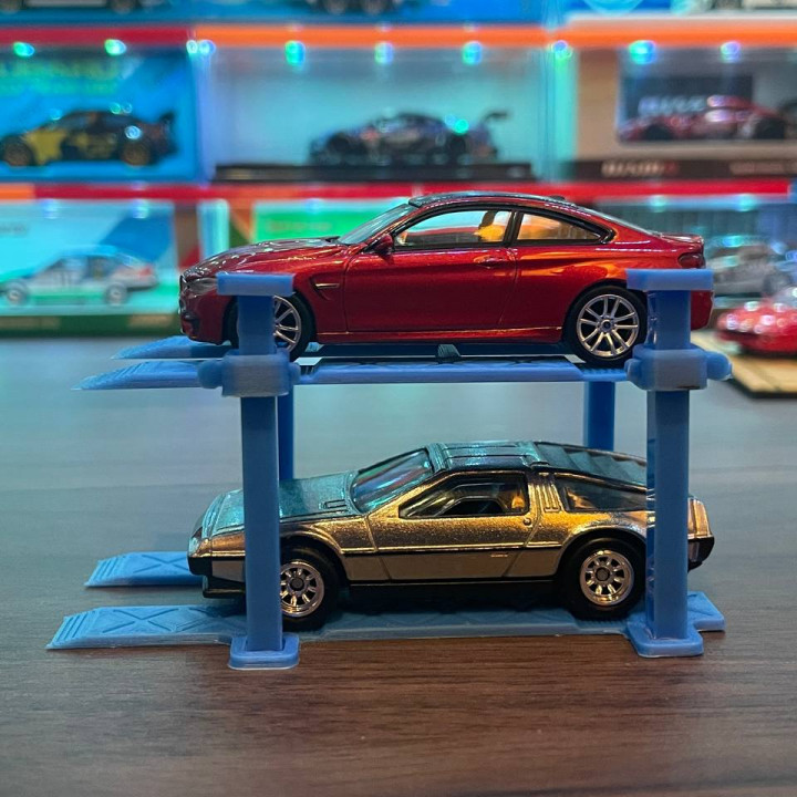 Hot Wheels & 1/64 Scale Car Lifts image