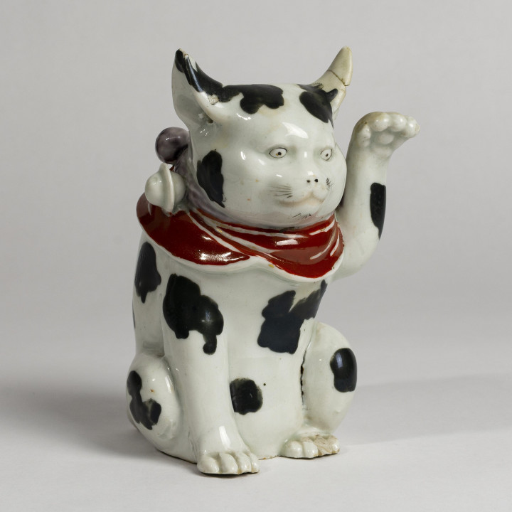 Porcelain figure of a kitten image