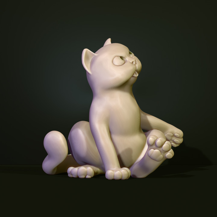 figurine of a fanny cat image